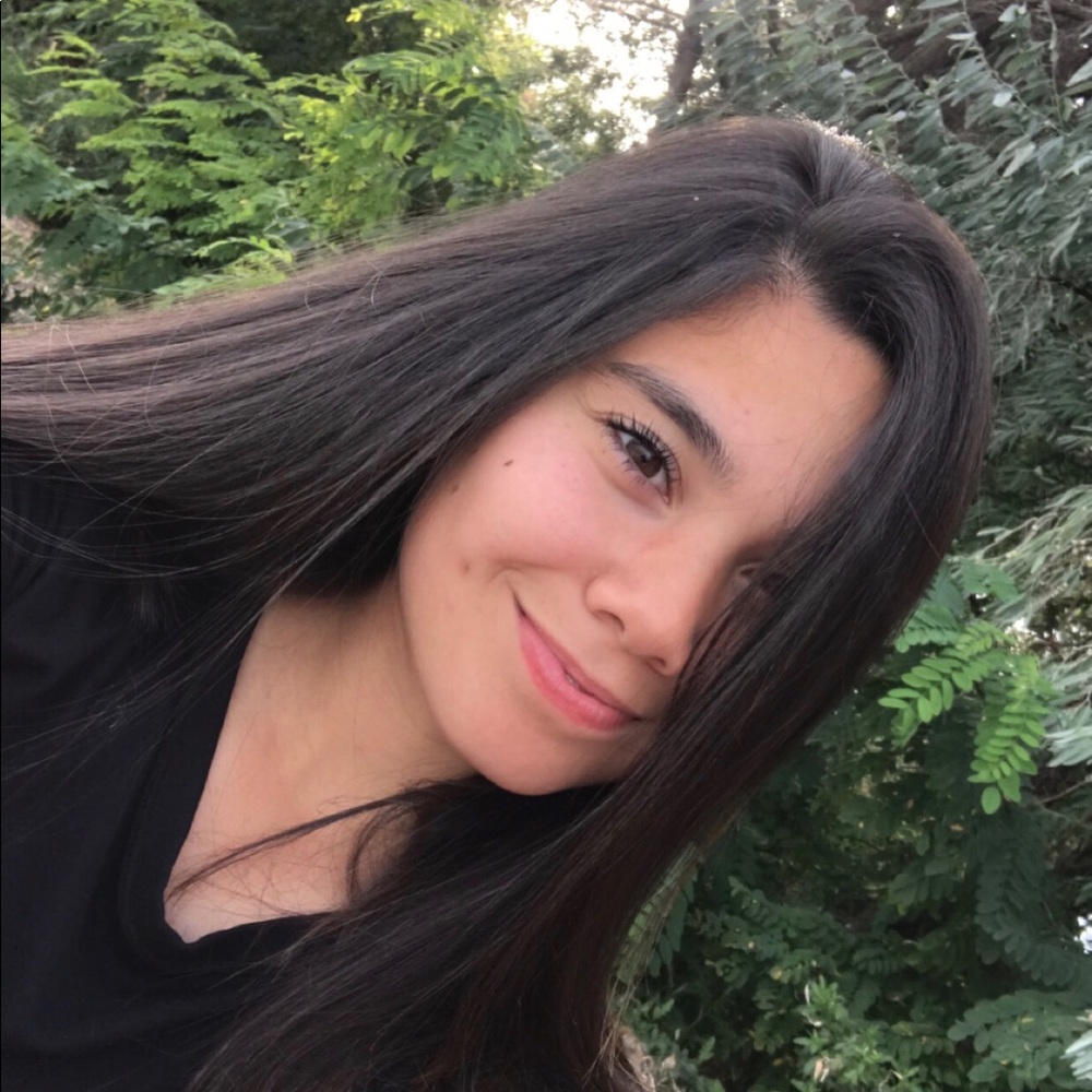Meet your Posher, Vibiana